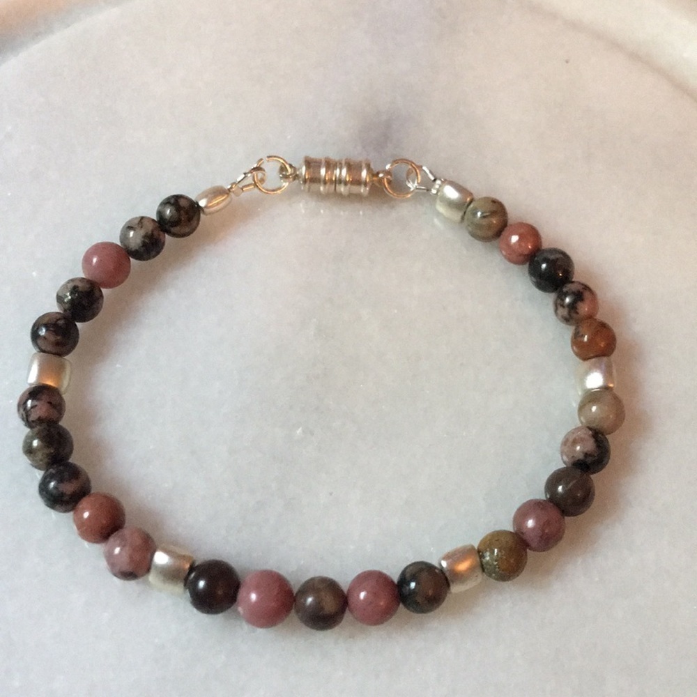 Handmade Pink rhodonite and silver wired beaded bracelet/anklet